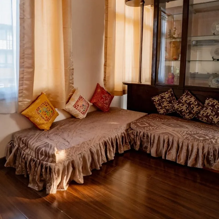 short-stay-vs-long-stay-nepal